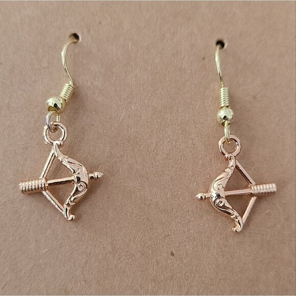 New Handcrafted Bow and Arrow Dangle Earrings on 14K Gold Plated Hooks - Picture 1 of 1